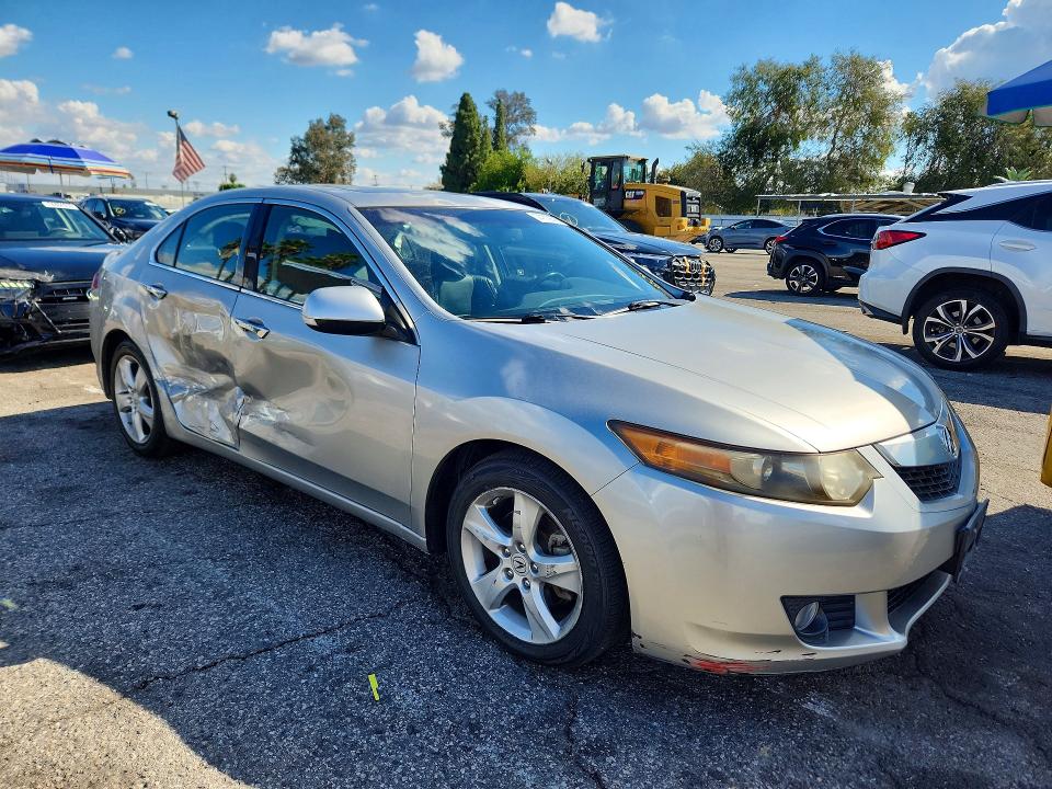 Снимка 4 от търг – 2010 ACURA TSX с VIN JH4CU2F62AC006129