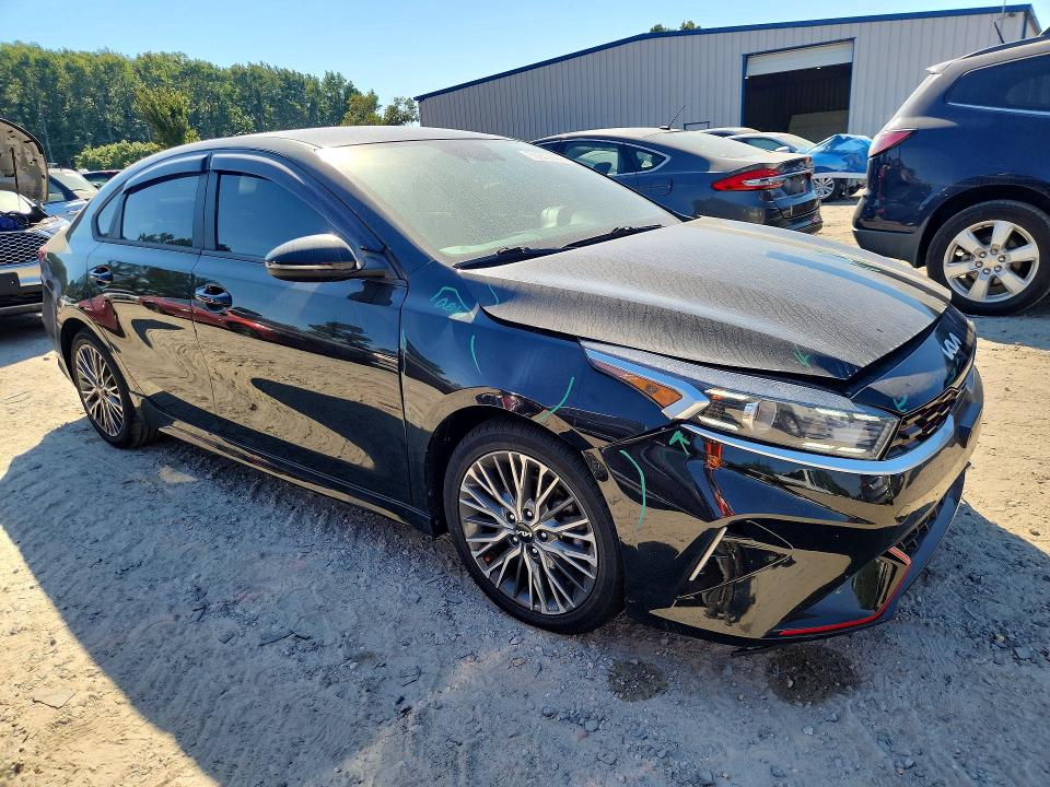 Снимка 4 от търг – 2023 KIA FORTE с VIN 3KPF54AD3PE591849