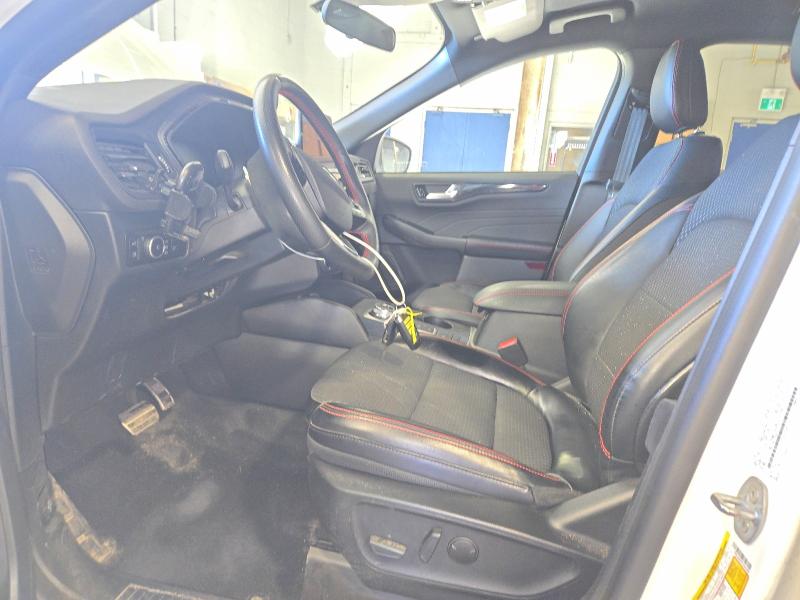 Снимка 7 от търг – 2023 FORD ESCAPE с VIN 1FMCU9NZ6PUA46380