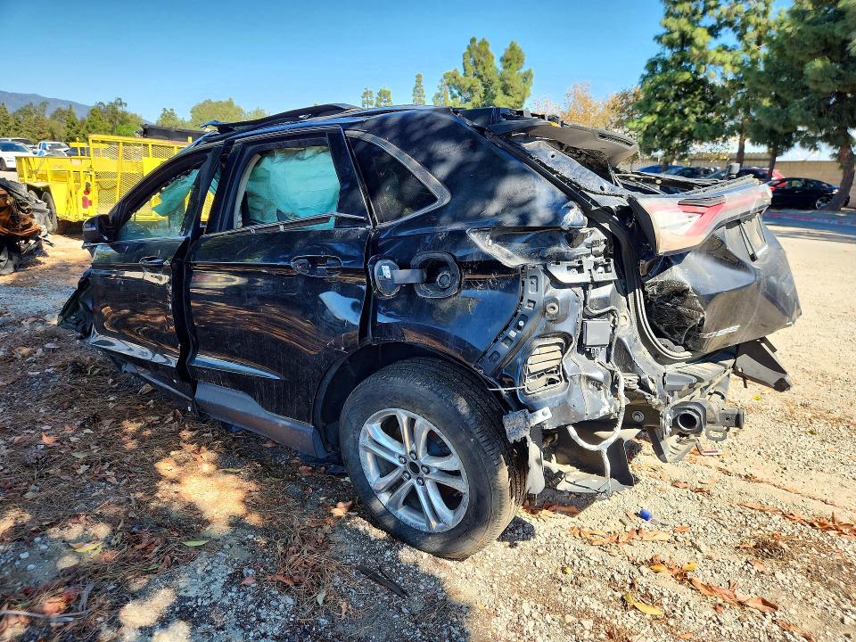 Zdjęcie 2 z aukcji – 2016 FORD EDGE z VIN 2FMPK3J81GBB31487