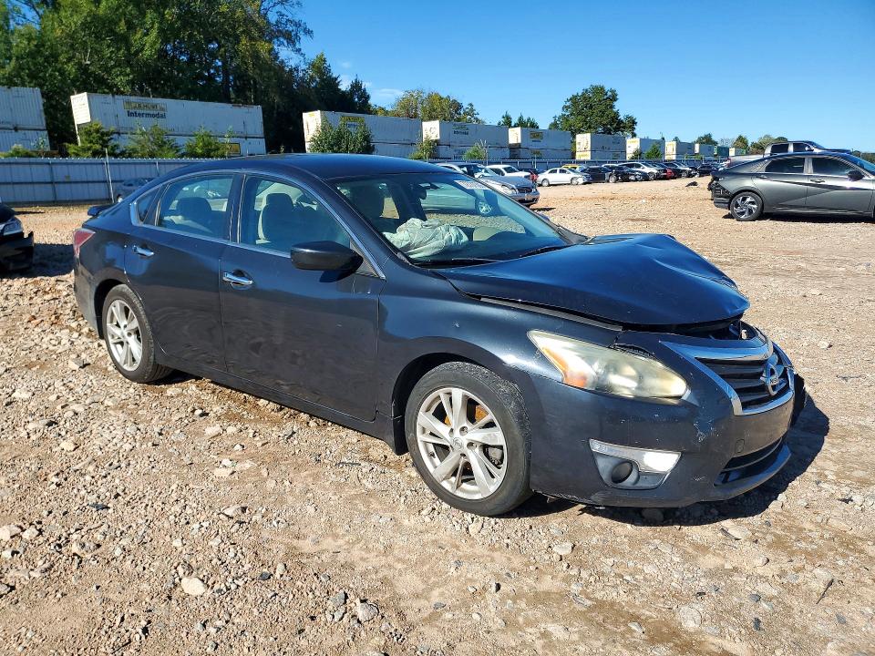 Снимка 4 от търг – 2015 NISSAN ALTIMA с VIN 1N4AL3AP4FC162073
