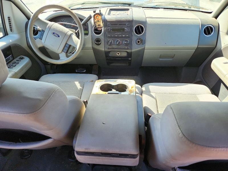 Снимка 8 от търг – 2006 FORD F150 с VIN 1FTRW12W86KC17872