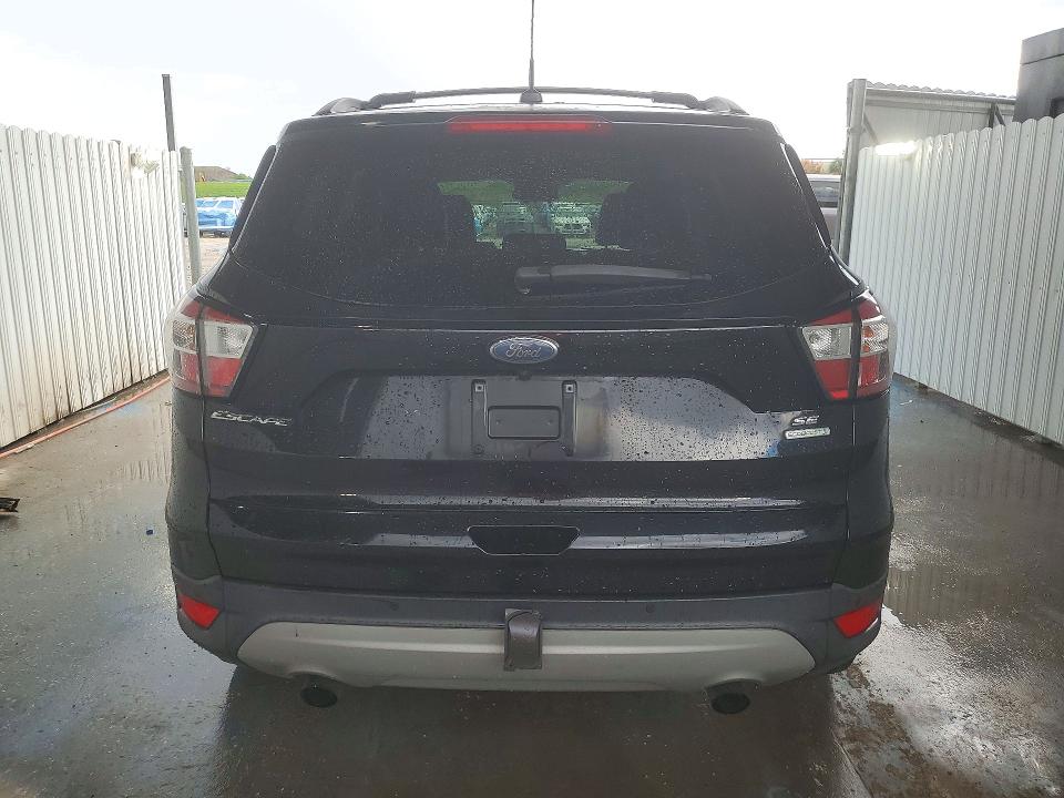 Foto 6 de la subasta – 2017 FORD ESCAPE con VIN 1FMCU0GD2HUD91078