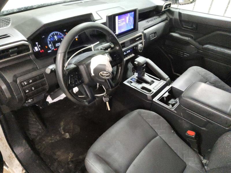 Снимка 8 от търг – 2024 TOYOTA TACOMA с VIN 3TYJDAHN5RT006812