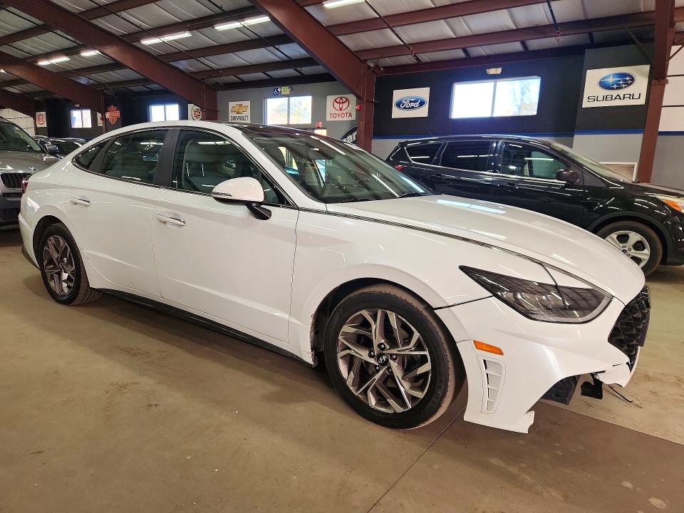 Снимка 4 от търг – 2021 HYUNDAI SONATA с VIN 5NPEF4JA2MH099917