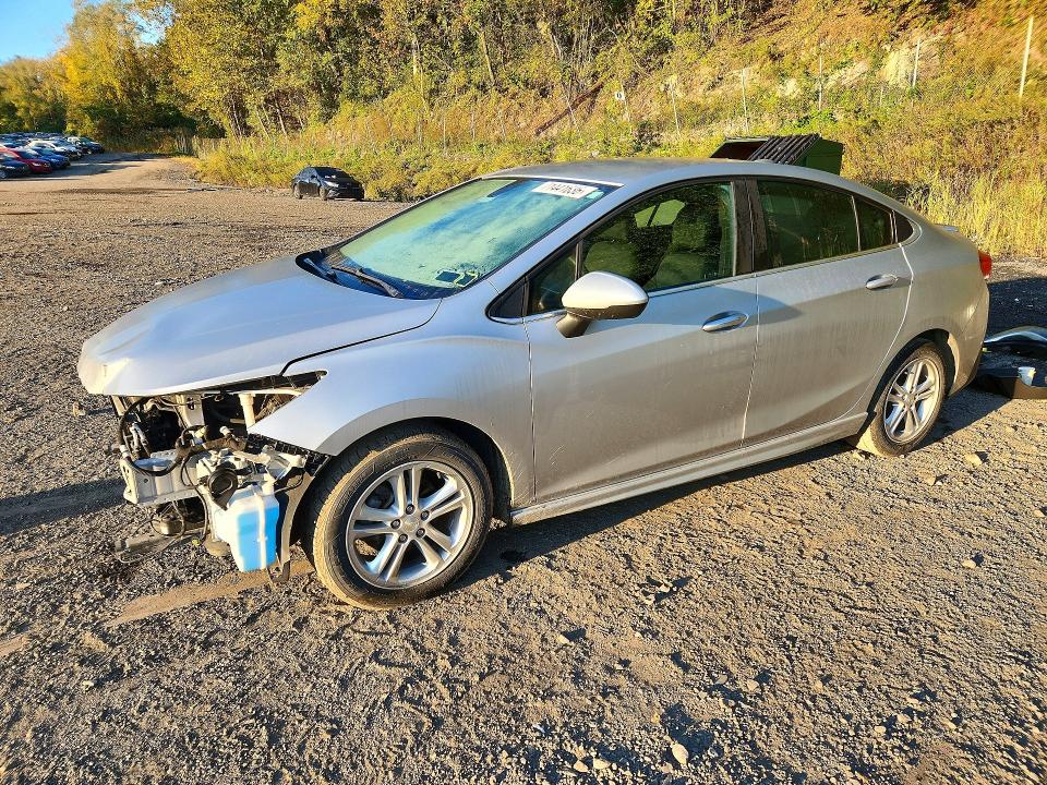Снимка 1 от търг – 2018 CHEVROLET CRUZE с VIN 1G1BE5SM5J7125519