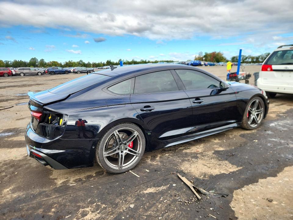 Снимка 3 от търг – 2025 AUDI RS5 с VIN WUAAWCF57SA901034