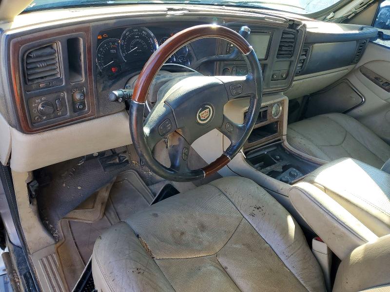 Photo 8 from auction – 2005 CADILLAC ESCALADE with VIN 3GYFK66N15G219394