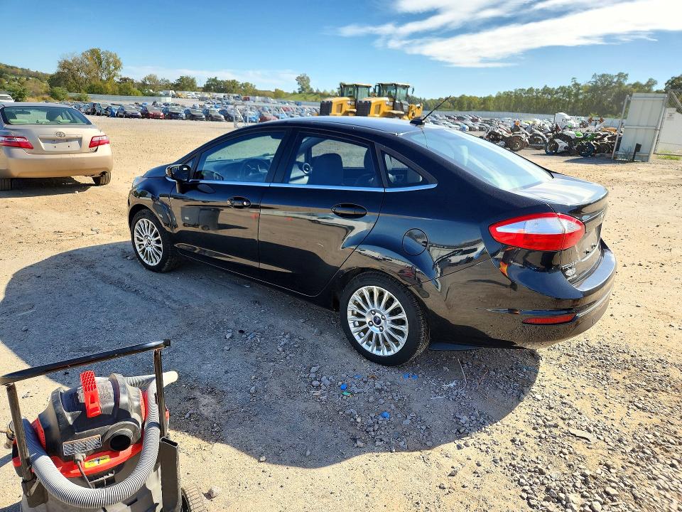 صورة رقم 2 من المزاد - 2014 FORD FIESTA مع VIN 3FADP4CJ1EM100448