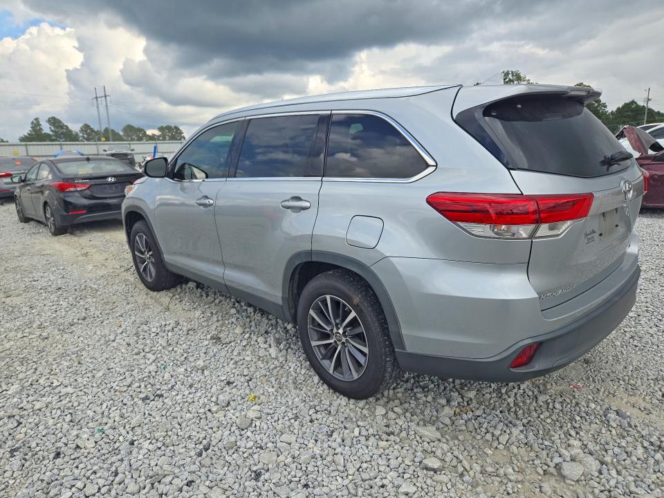 Zdjęcie 2 z aukcji – 2019 TOYOTA HIGHLANDER z VIN 5TDKZRFH5KS348036
