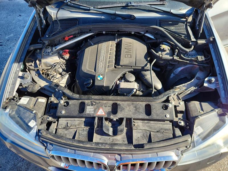 Снимка 12 от търг – 2016 BMW X3 с VIN 5UXWX7C52G0S16480