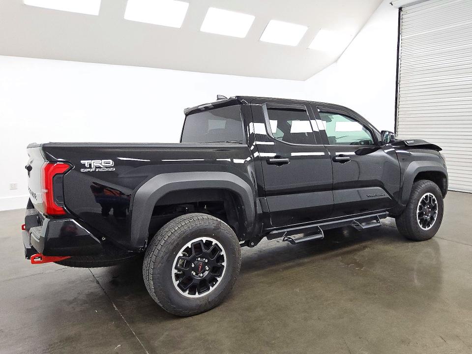 Снимка 3 от търг – 2025 TOYOTA TACOMA с VIN 3TYLC5LN9ST023158