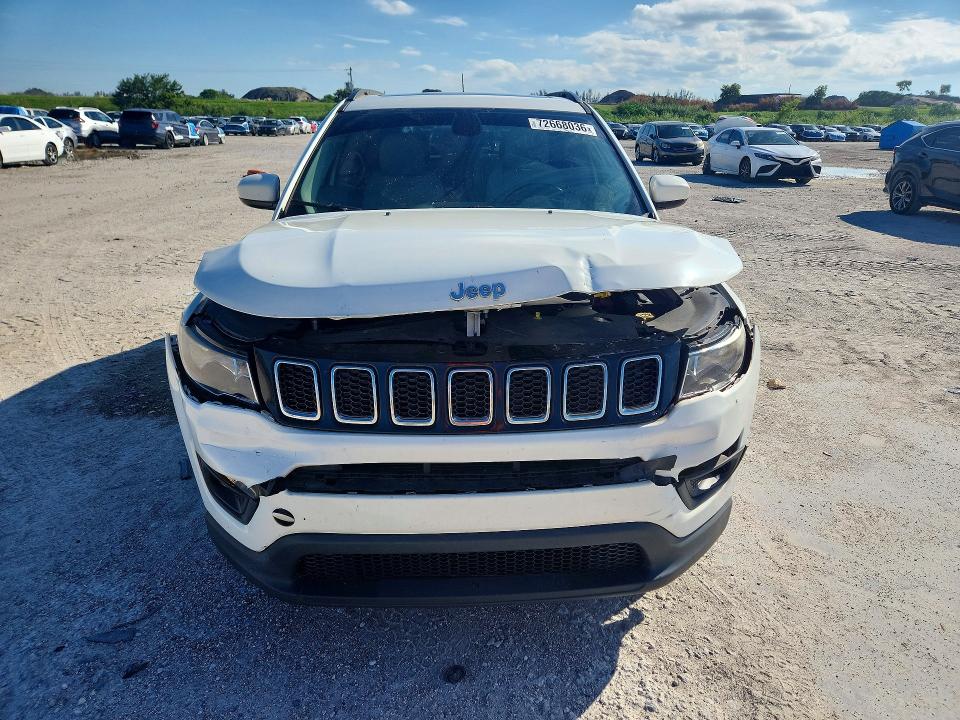Снимка 5 от търг – 2019 JEEP COMPASS с VIN 3C4NJCBB0KT843687