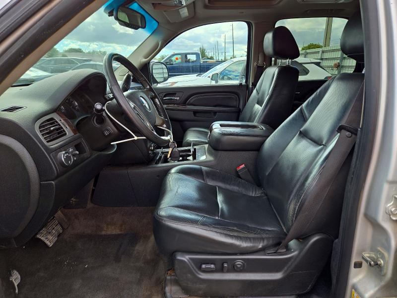 Снимка 7 от търг – 2010 GMC YUKON с VIN 1GKUKEEFXAR197282