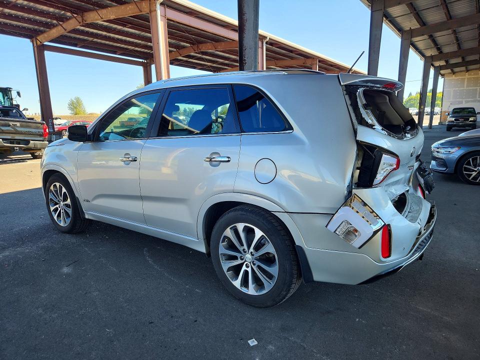 Photo 2 from auction – 2014 KIA SORENTO with VIN 5XYKWDA72EG452074