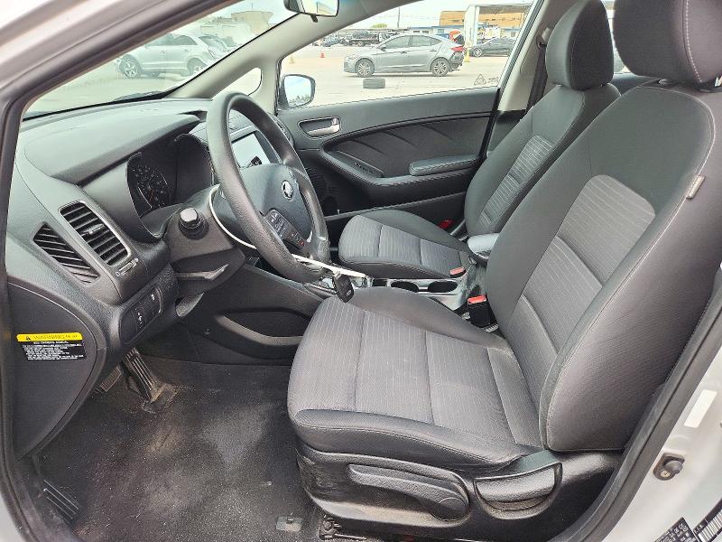 Photo 7 from auction – 2018 KIA FORTE with VIN 3KPFL4A76JE249559