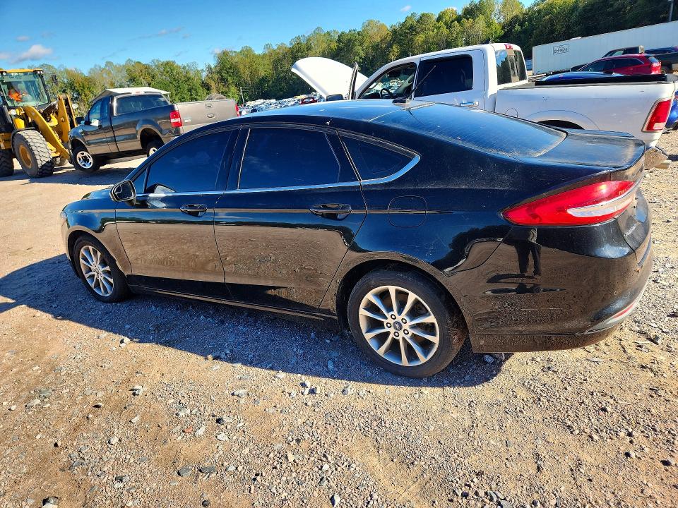 Foto 2 de la subasta – 2017 FORD FUSION con VIN 3FA6P0H76HR392264