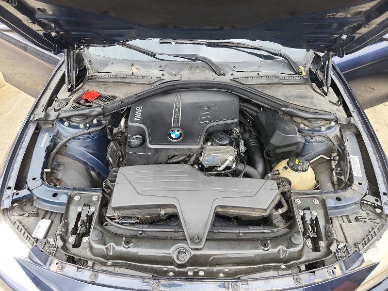 Photo 11 from auction – 2016 BMW 328 with VIN WBA8E9C58GK644261