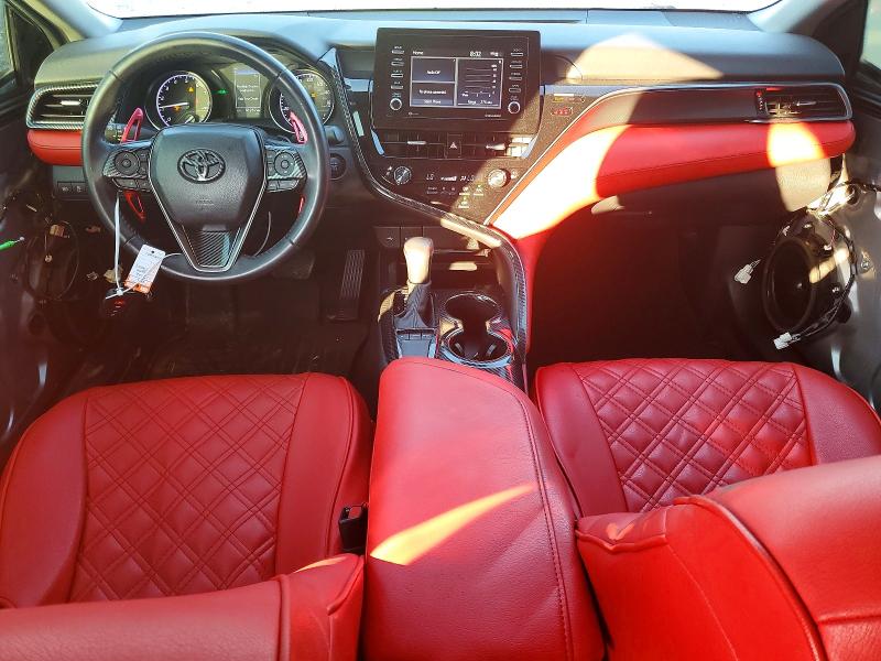 Снимка 8 от търг – 2022 TOYOTA CAMRY с VIN 4T1T11AK4NU630759