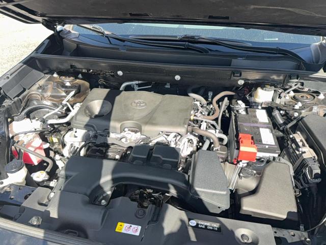 Photo 7 from auction – 2023 TOYOTA RAV4 with VIN 2T3F1RFV6PW368610