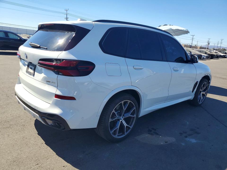 Фото 3 с аукциона – 2024 BMW X5 с VIN 5UX13EU09R9U05395