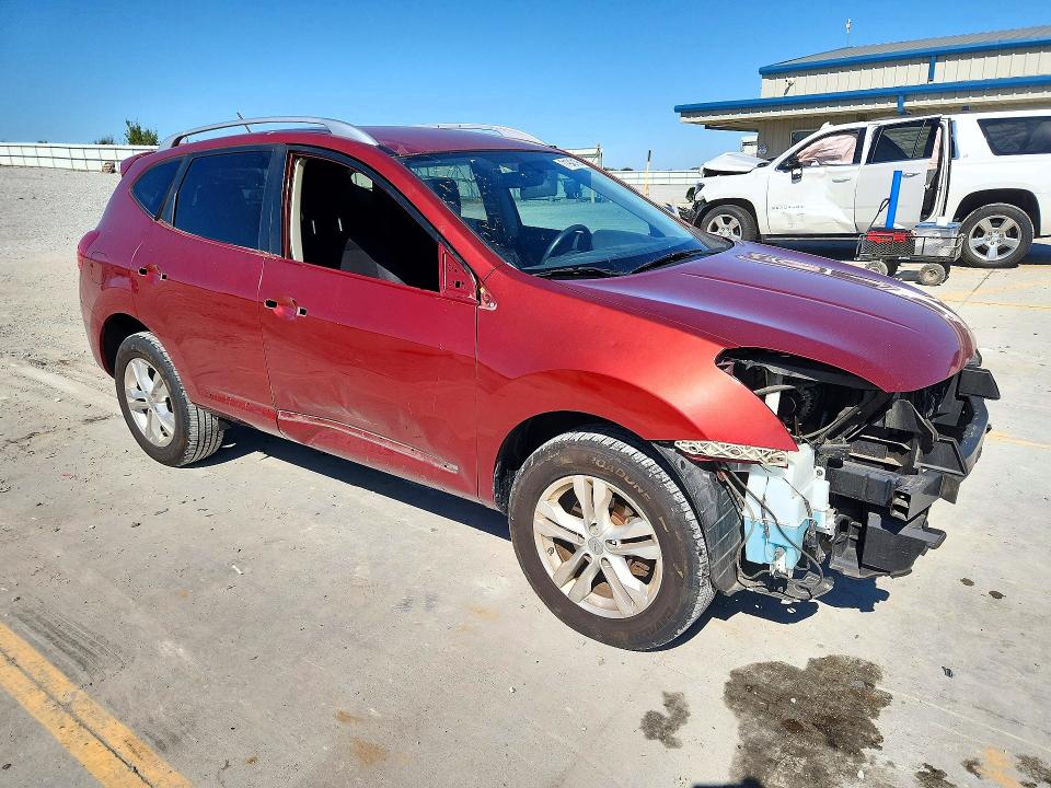 Снимка 4 от търг – 2015 NISSAN ROGUE с VIN JN8AS5MT9FW672505