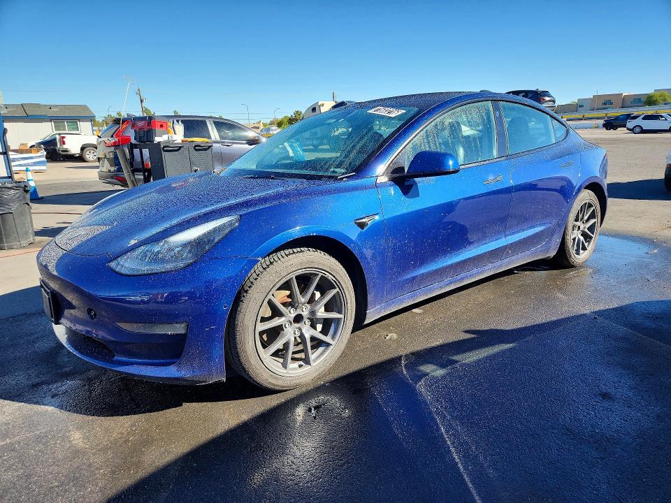 TESLA MODEL 3 2022 с VIN 5YJ3E1EA7NF289263 - Снимка от търг