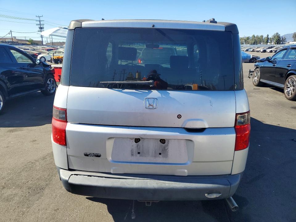 Photo 6 from auction – 2006 HONDA ELEMENT with VIN 5J6YH28736L008913