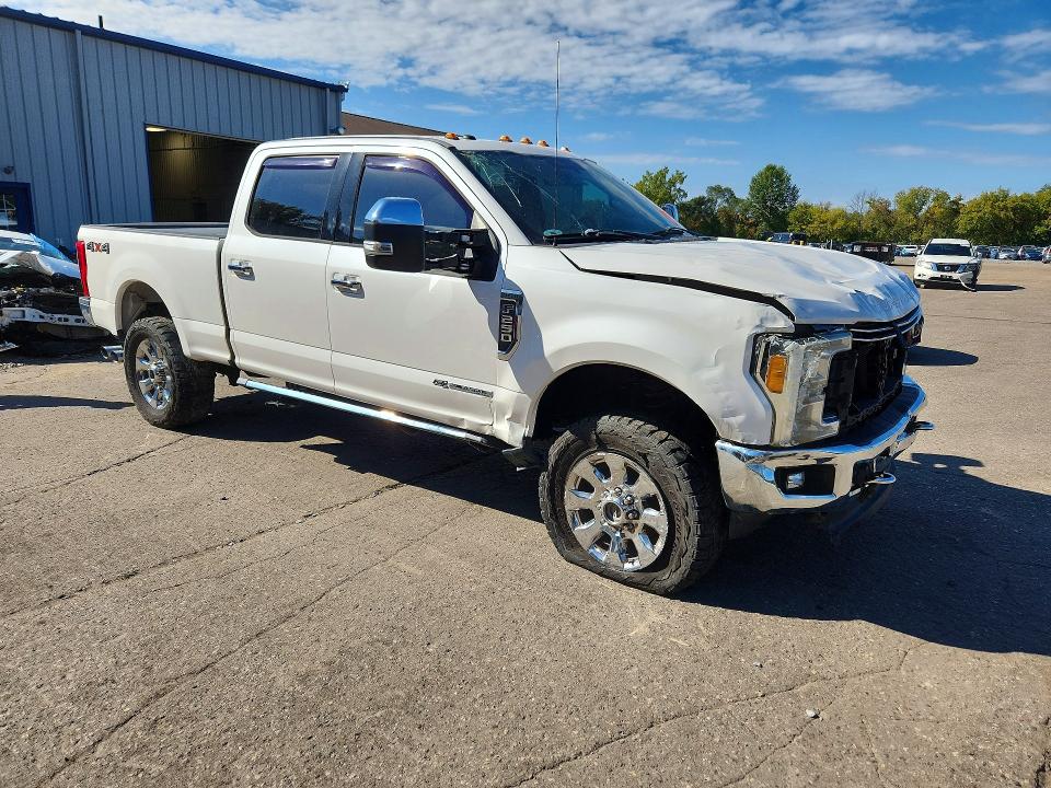 Zdjęcie 4 z aukcji – 2017 FORD F250 z VIN 1FT7W2BT9HEB13377