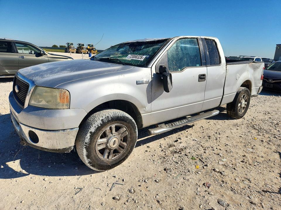 Снимка 1 от търг – 2006 FORD F150 с VIN 1FTPX145X6FA76367
