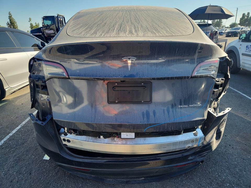Снимка 6 от търг – 2023 TESLA MODEL Y с VIN 7SAYGDEE1PF907705