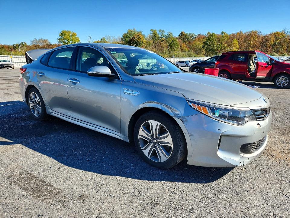 Снимка 4 от търг – 2017 KIA OPTIMA HYBRID с VIN KNAGU4LE6H5012344