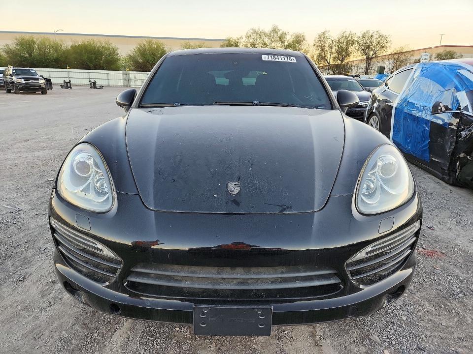 Photo 5 from auction – 2014 PORSCHE CAYENNE with VIN WP1AF2A27ELA40952