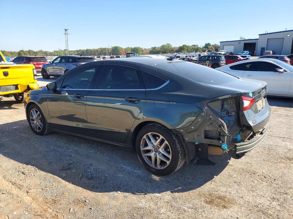 Снимка 2 от търг – 2015 FORD FUSION с VIN 3FA6P0H7XFR182232