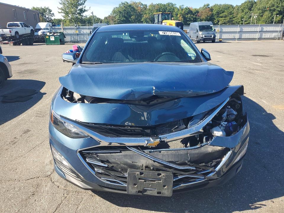 Photo 5 from auction – 2025 CHEVROLET MALIBU with VIN 1G1ZD5ST4SF146619