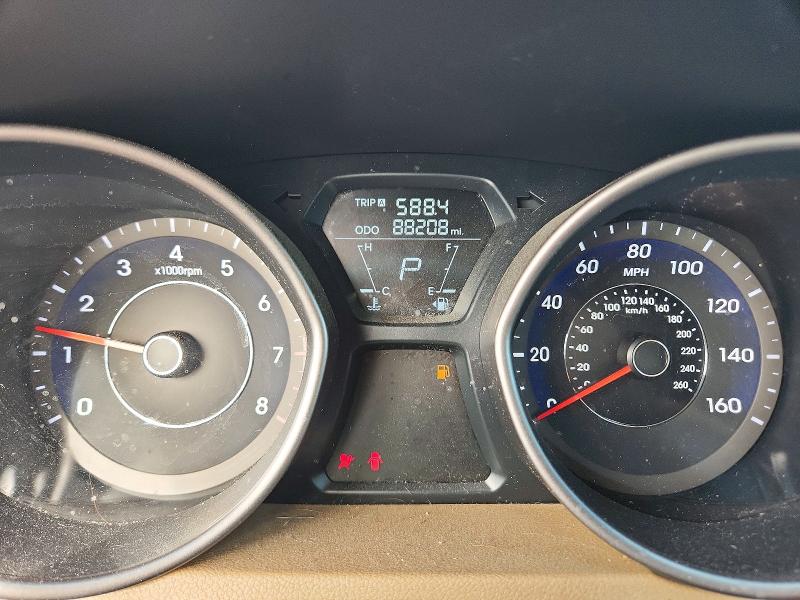 Снимка 9 от търг – 2011 HYUNDAI ELANTRA с VIN 5NPDH4AE0BH010884