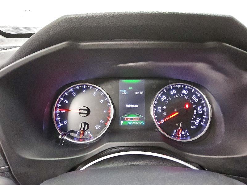 Photo 9 from auction – 2021 TOYOTA RAV4 with VIN 2T3F1RFV6MW202762