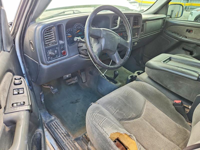 Photo 8 from auction – 2003 CHEVROLET SILVERADO with VIN 2GCEK19V831181412