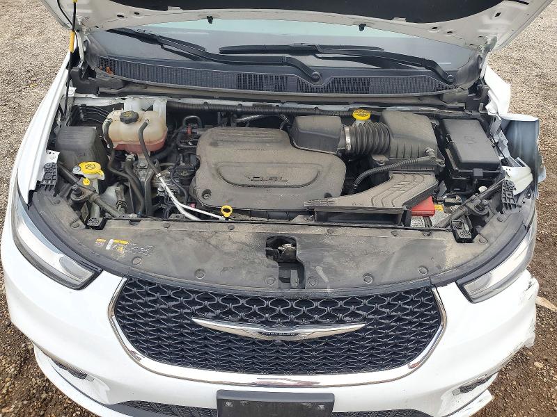 Photo 12 from auction – 2025 CHRYSLER PACIFICA with VIN 2C4RC1BG0SR518620