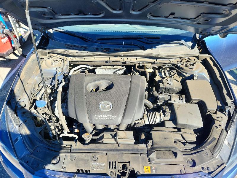 Снимка 11 от търг – 2017 MAZDA 3 с VIN 3MZBN1U7XHM156253