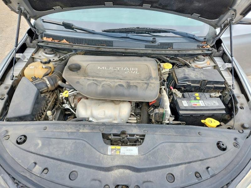Zdjęcie 11 z aukcji – 2015 CHRYSLER 200 z VIN 1C3CCCBB7FN596812