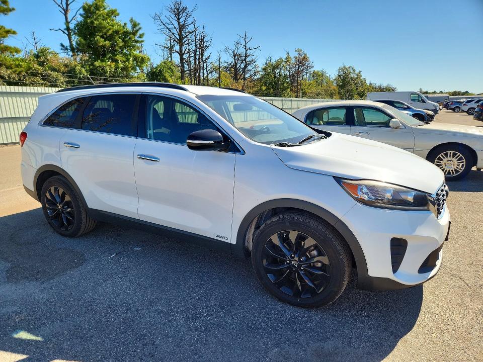 Photo 4 from auction – 2019 KIA SORENTO with VIN 5XYPGDA56KG593372