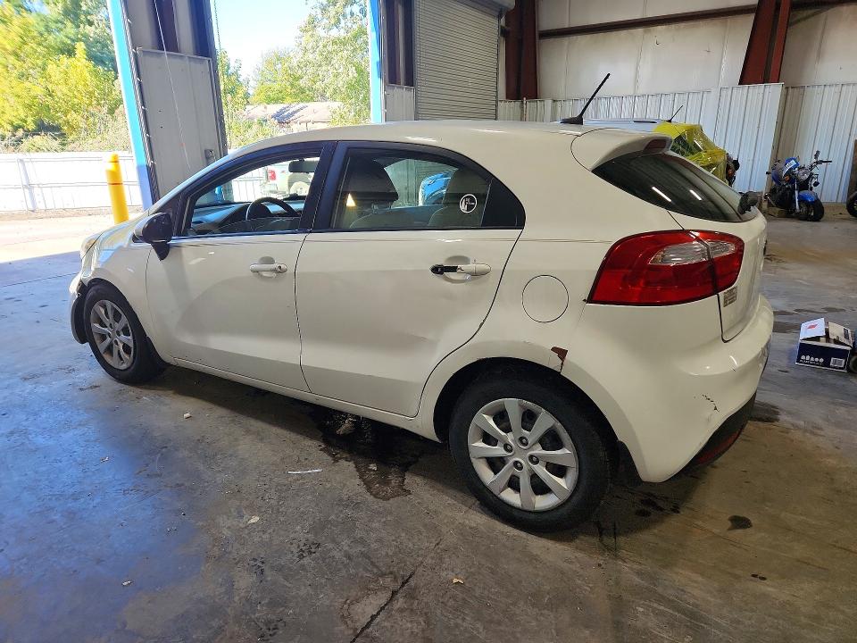 Foto 2 de la subasta – 2013 KIA RIO con VIN KNADM5A30D6152257