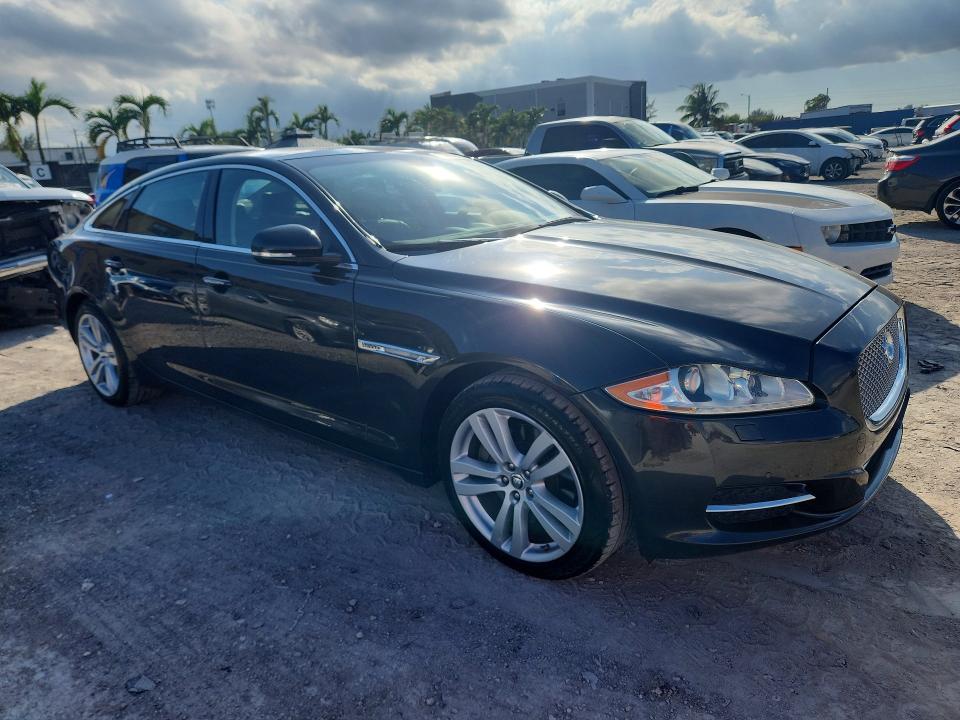 Photo 4 from auction – 2011 JAGUAR XJL with VIN SAJWA2GB9BLV08044