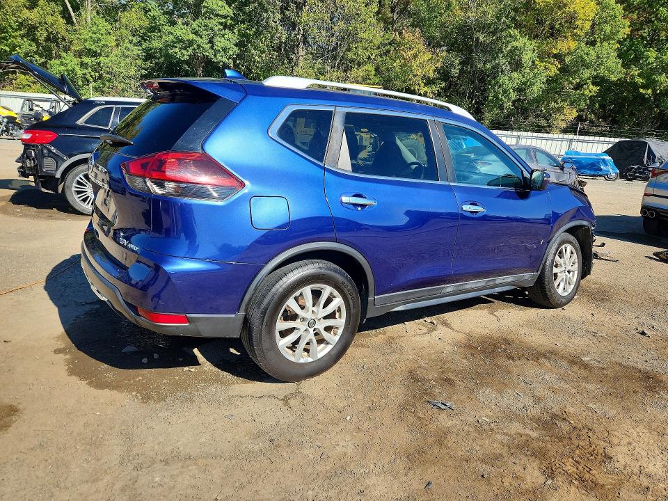 Photo 3 from auction – 2018 NISSAN ROGUE with VIN 5N1AT2MV8JC791094