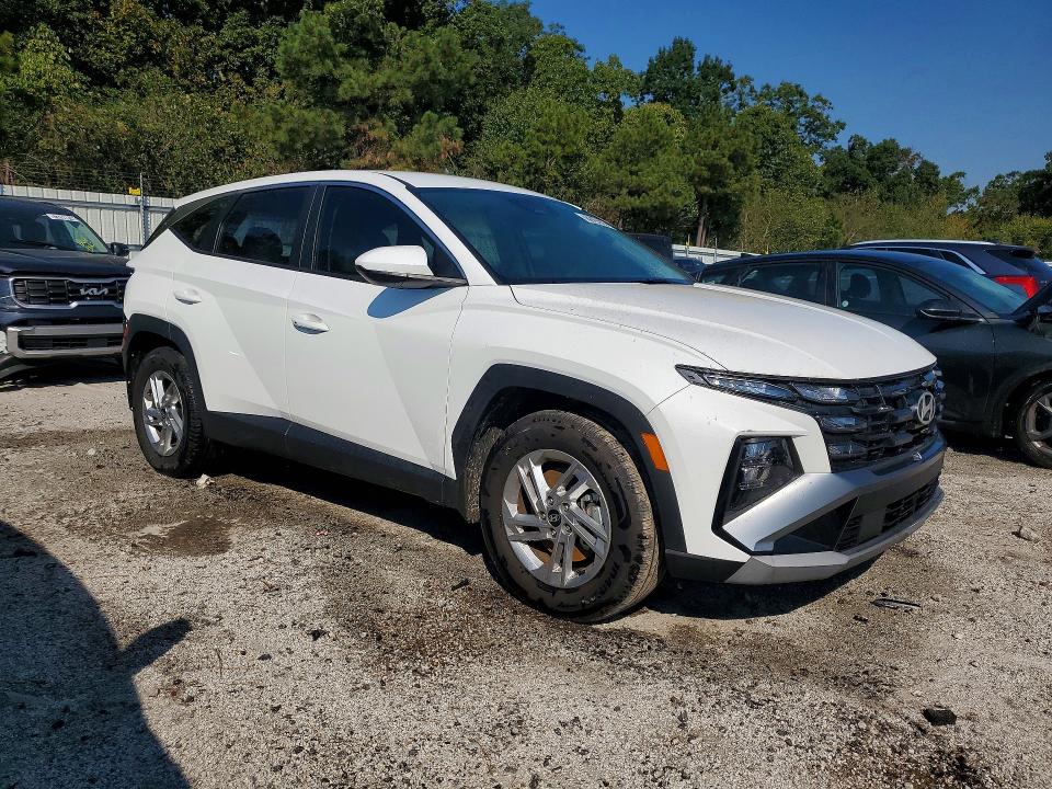 Photo 4 from auction – 2025 HYUNDAI TUCSON with VIN 5NMJA3DEXSH595578