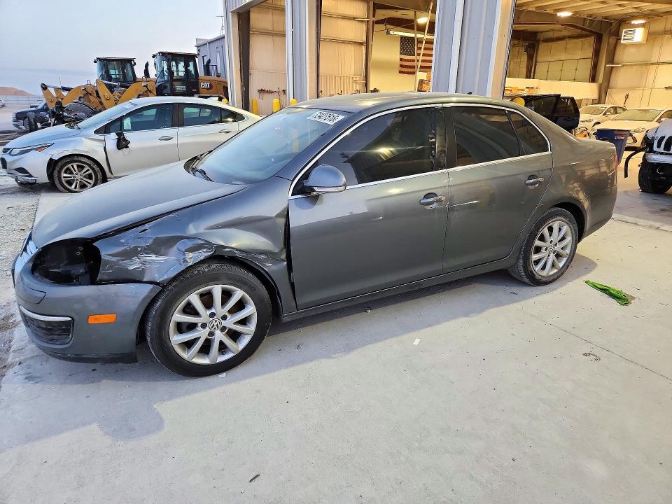 2010 VOLKSWAGEN JETTA - Търг №72427516