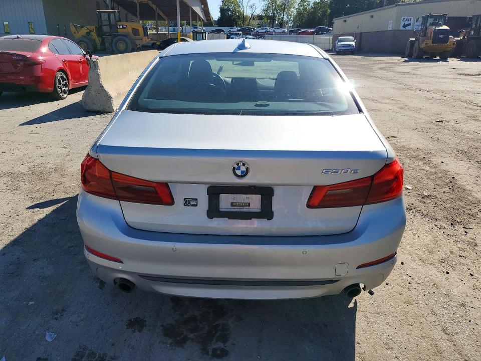 Photo 6 from auction – 2019 BMW 530XE with VIN WBAJB1C50KB377055