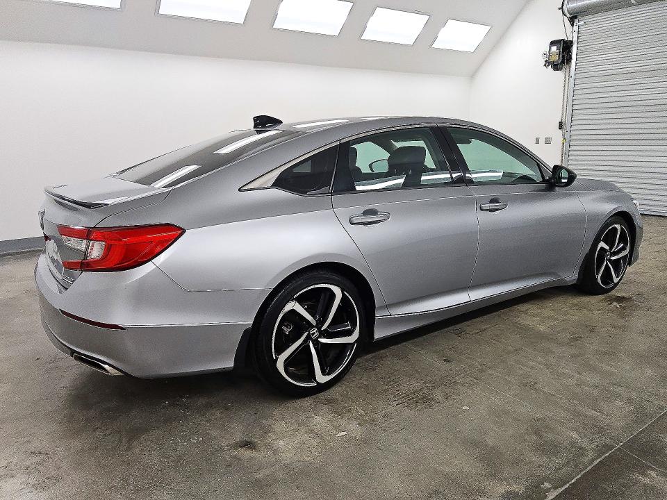 Снимка 3 от търг – 2021 HONDA ACCORD с VIN 1HGCV1F42MA027684