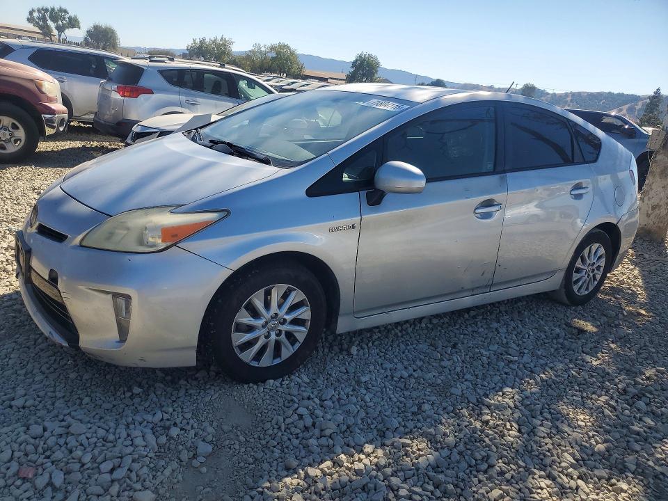 TOYOTA PRIUS 2012 с VIN JTDKN3DU2C5450457 - Фото с аукциона